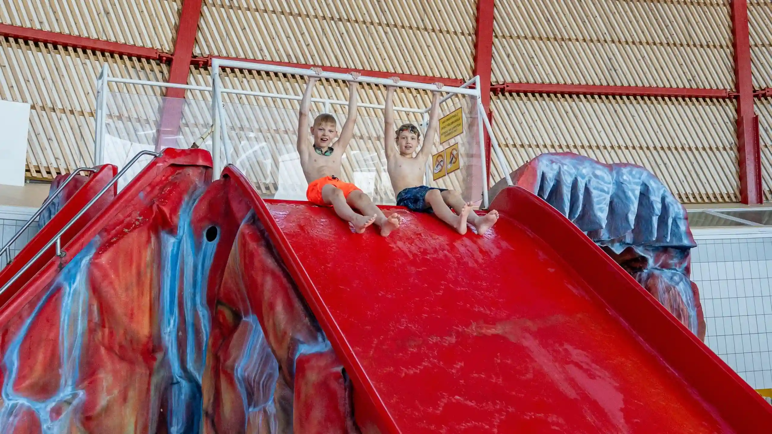 https://www.tropiclandia.fi/wp-content/uploads/2025/03/SPA5-scaled-1.webp